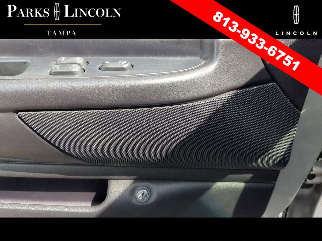 2004 Ford Thunderbird Base