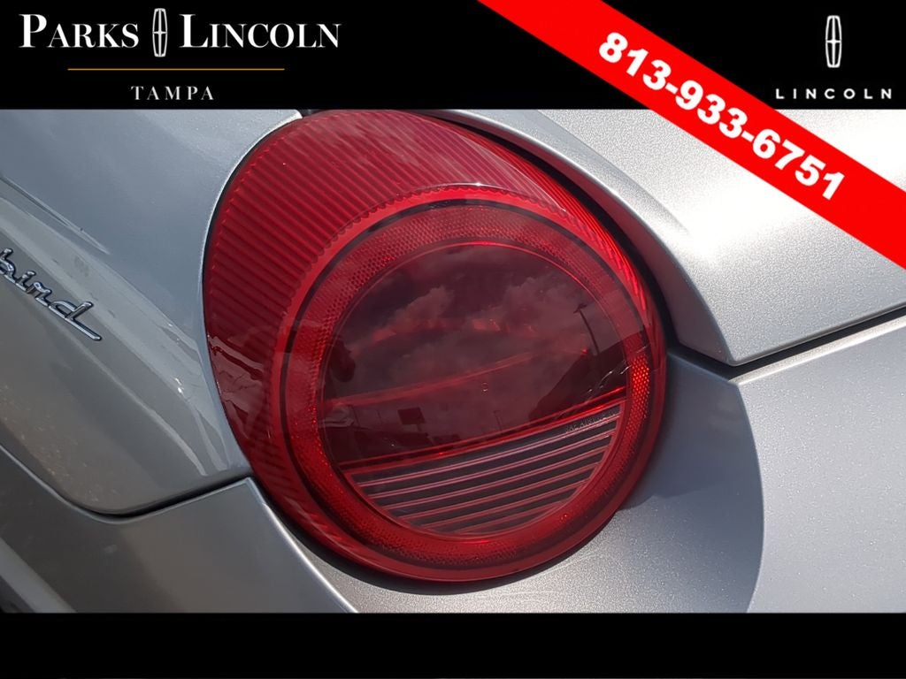 2004 Ford Thunderbird Base