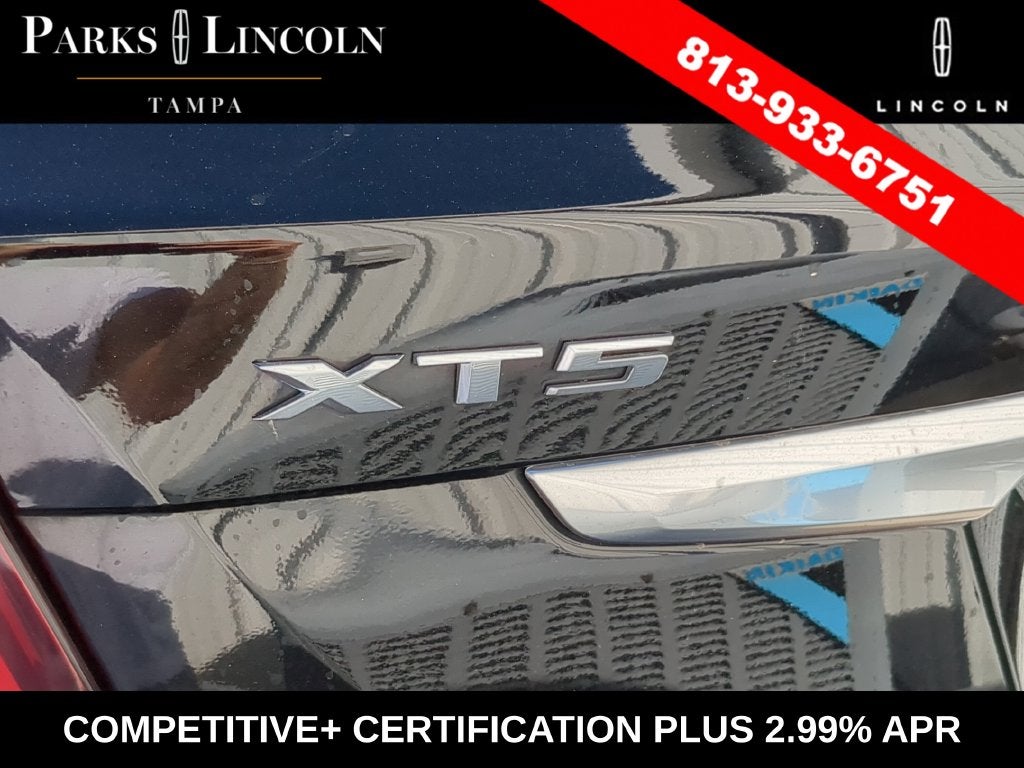 2022 Cadillac XT5 Premium Luxury