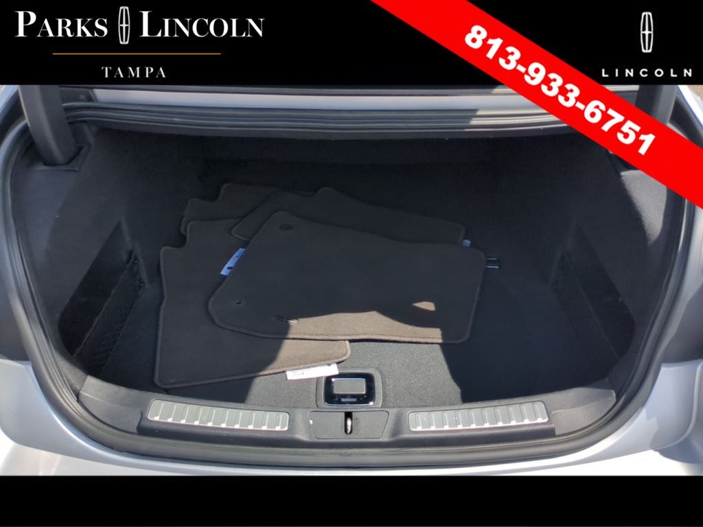 2018 Lincoln Continental Select