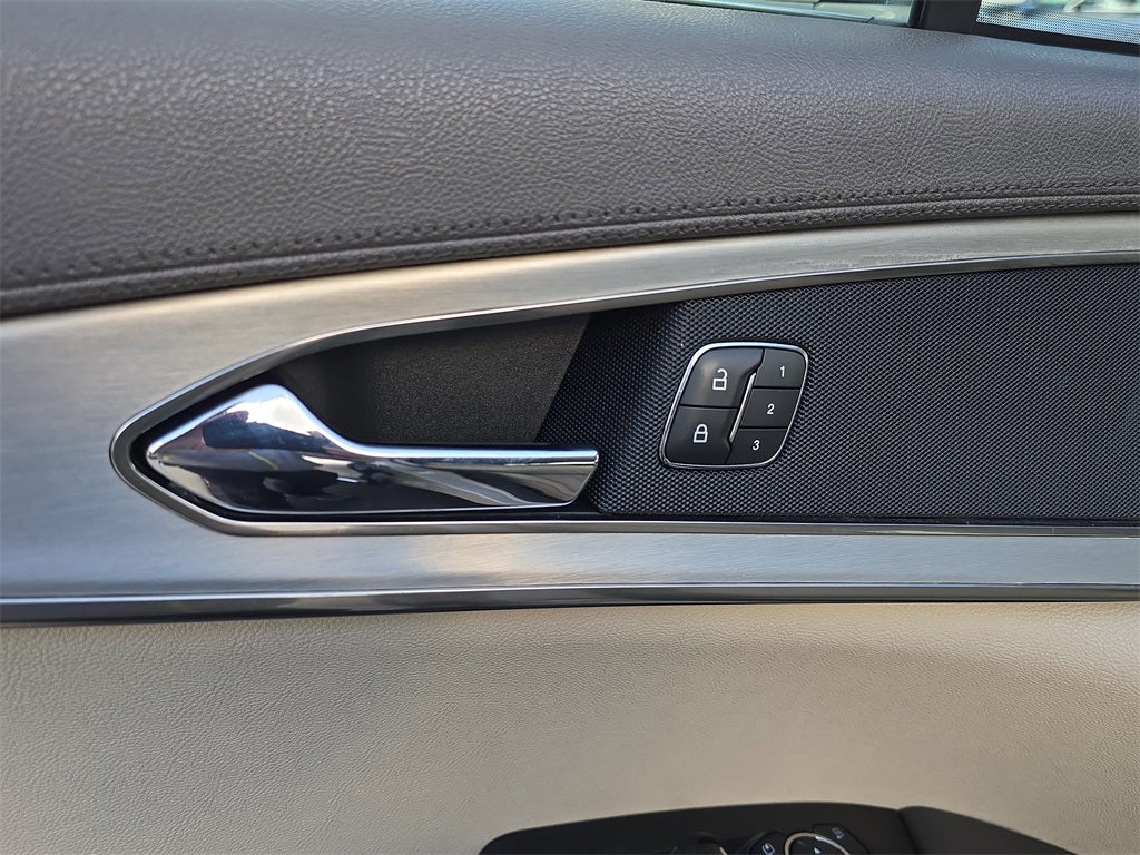 2019 Lincoln Nautilus Standard