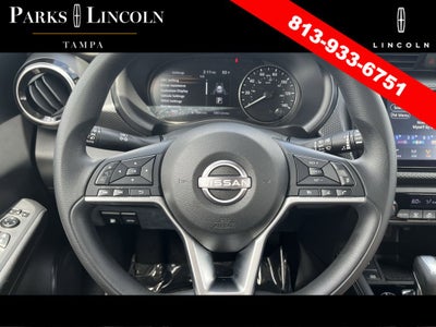 2022 Nissan Kicks SV