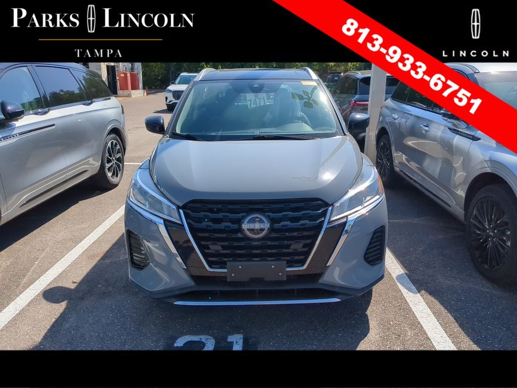 2022 Nissan Kicks SV