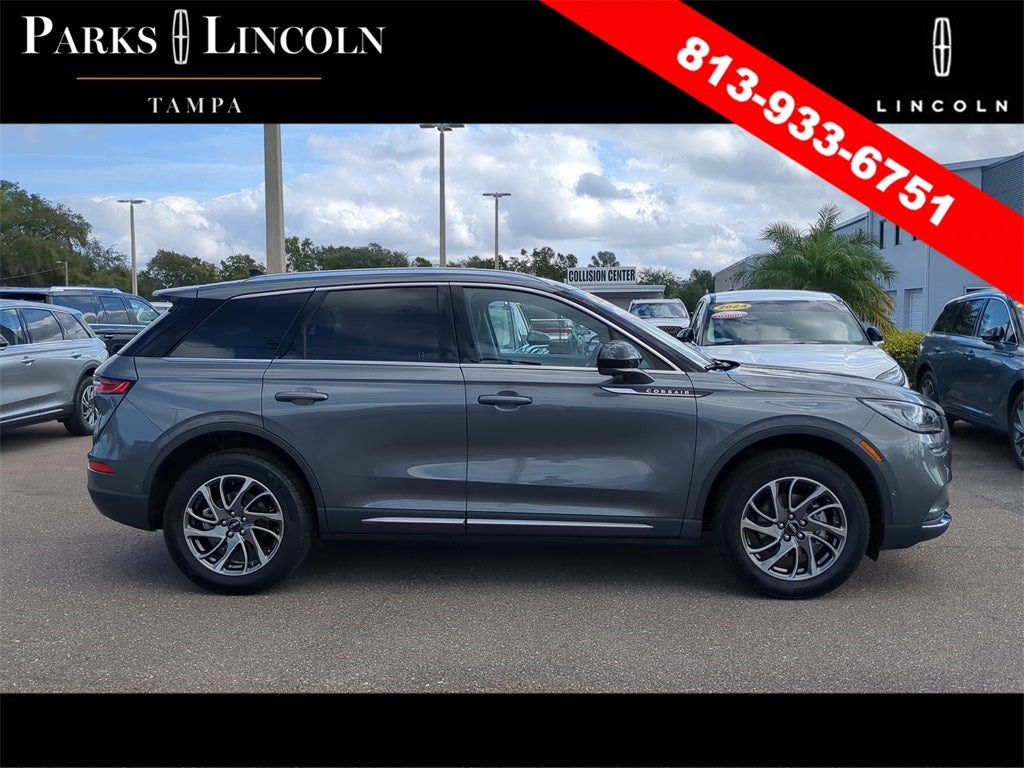 2022 Lincoln Corsair Standard