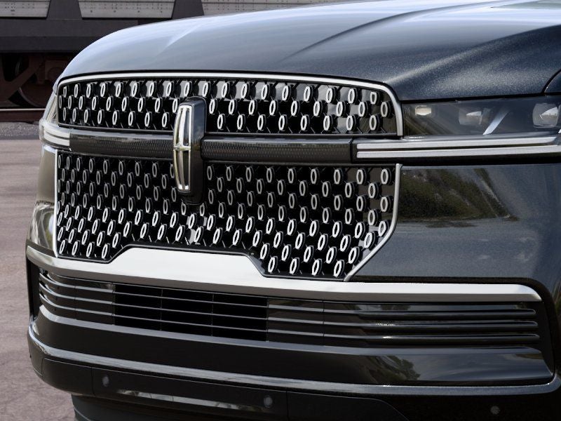 2027 Lincoln Navigator Reserve InTransit