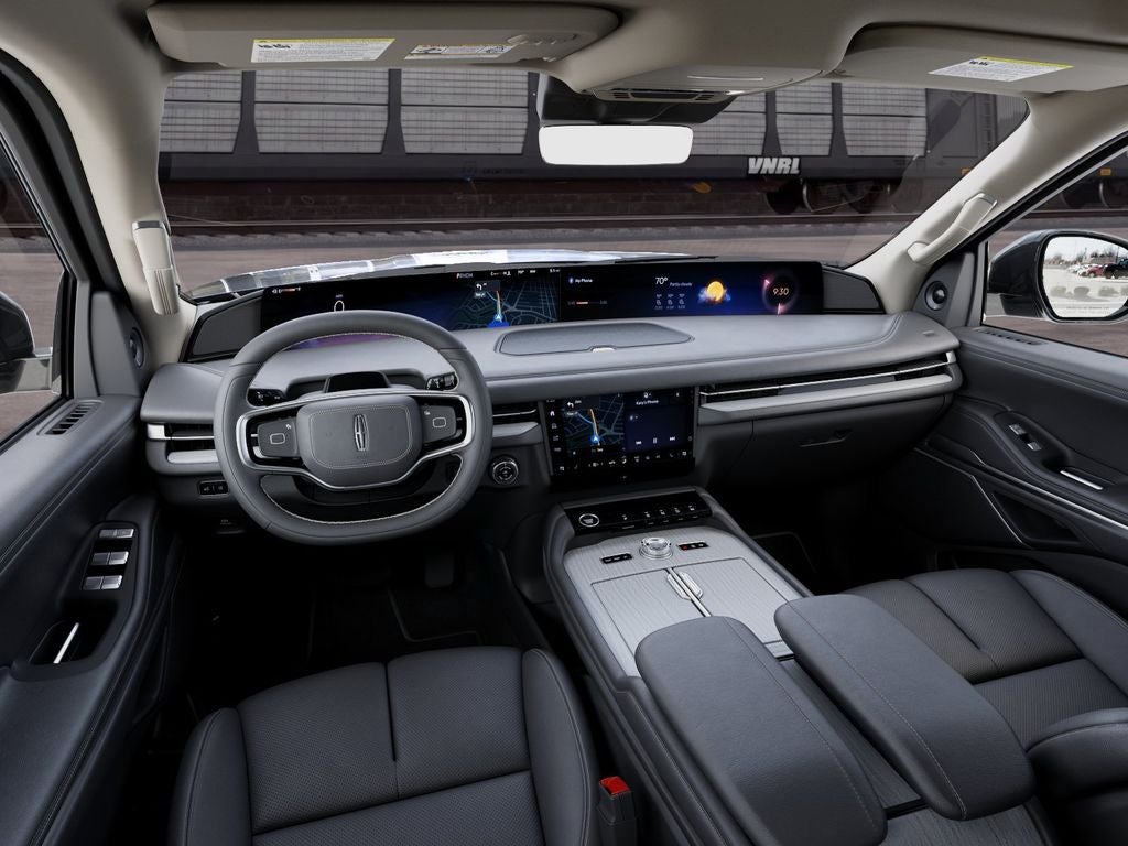 2027 Lincoln Navigator Reserve InTransit