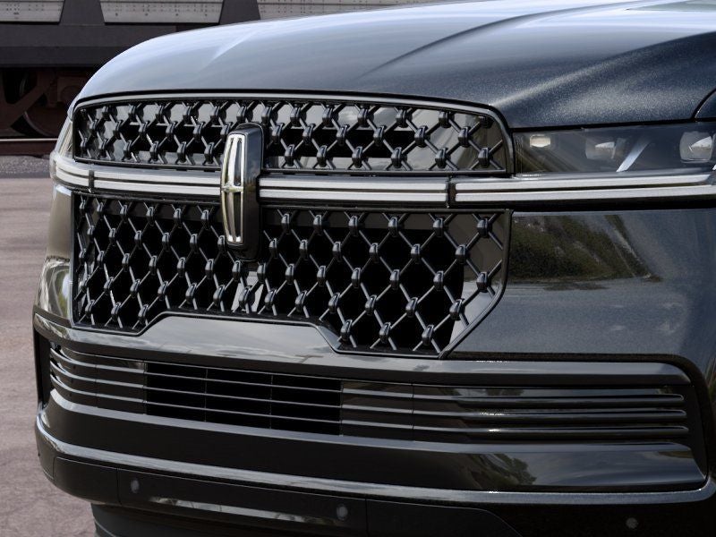 2027 Lincoln Navigator Reserve InTransit