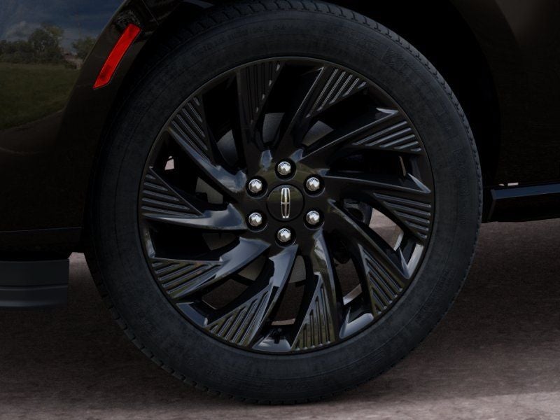 2027 Lincoln Navigator Reserve InTransit