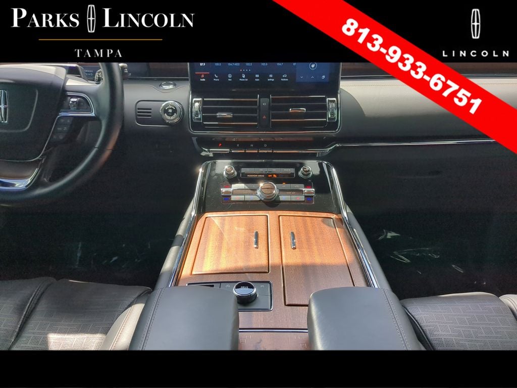 2022 Lincoln Navigator Black Label