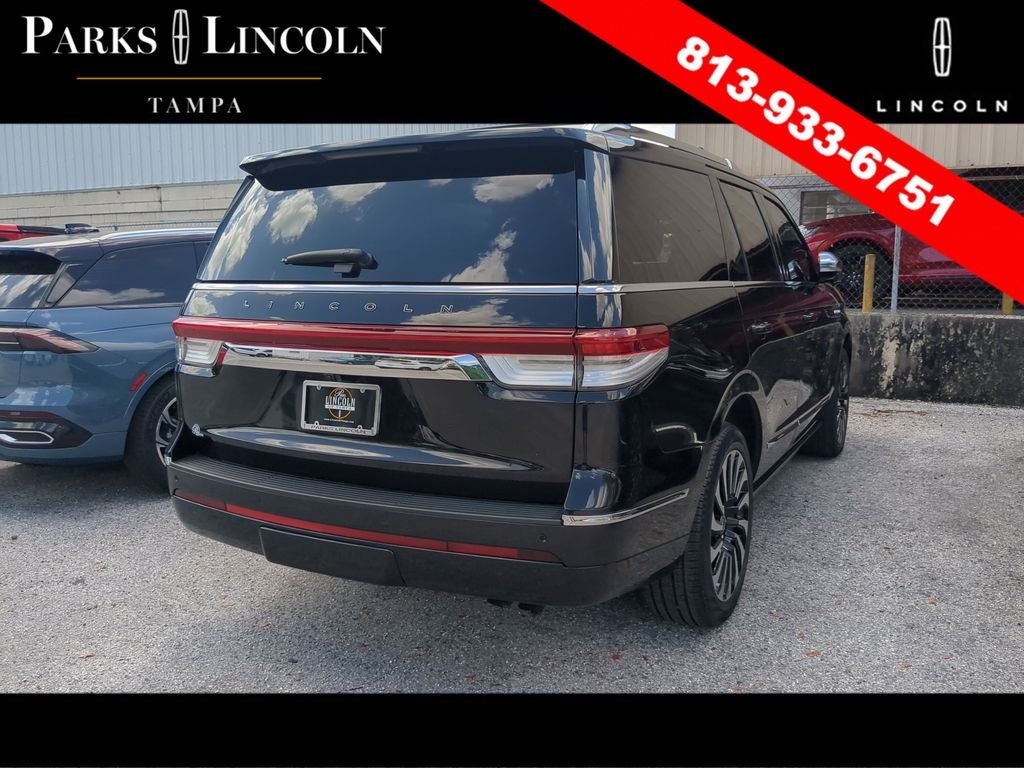 2022 Lincoln Navigator Black Label