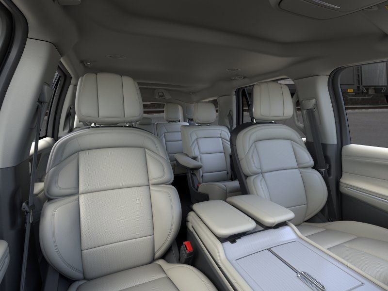 2026 Lincoln Navigator Premiere