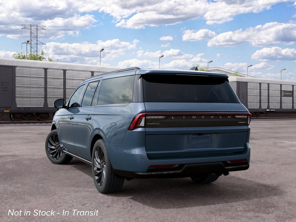2027 Lincoln Navigator L Reserve