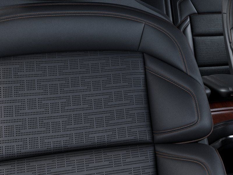 2027 Lincoln Navigator L Black Label InTransit
