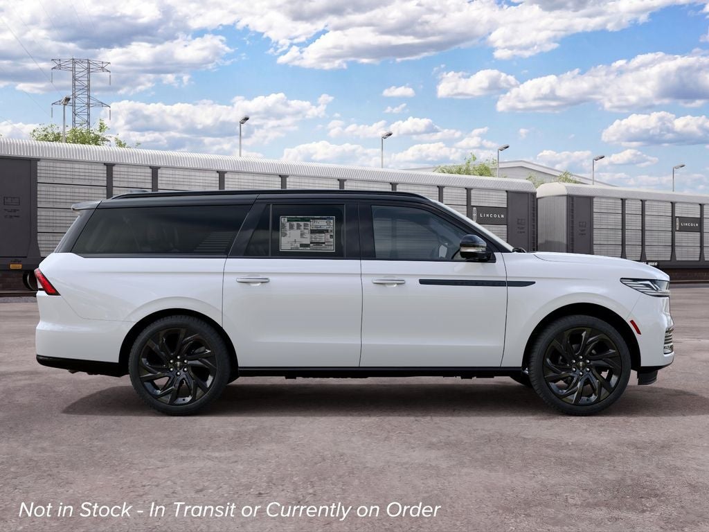 2027 Lincoln Navigator L Black Label InTransit