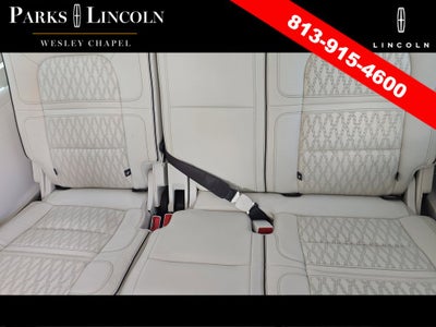 2022 Lincoln Navigator L Black Label