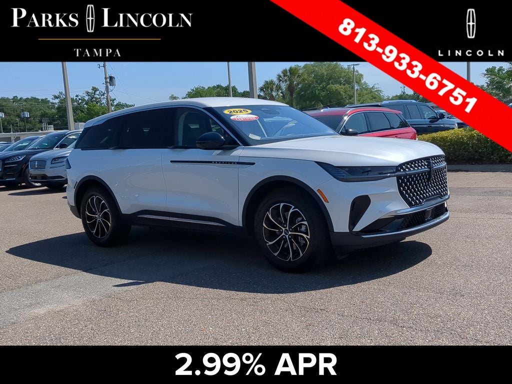 2025 Lincoln Nautilus Premiere AWD's photo
