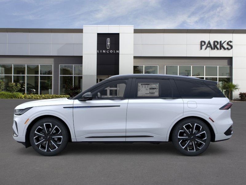 2025 Lincoln Nautilus Reserve