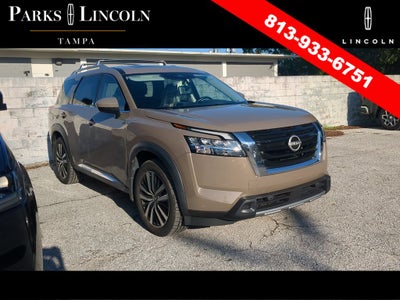 2023 Nissan Pathfinder Platinum