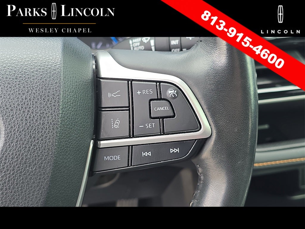 2022 Toyota Highlander Hybrid Bronze Edition