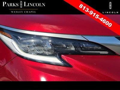 2024 Toyota Sienna XSE 7 Passenger