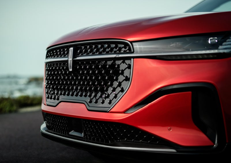 The sleek grille of a 2024 Lincoln Nautilus® SUV with the available Jet Appearance Package makes a bold statement. | Parks Lincoln of Tampa in Tampa FL