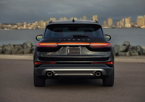 The rear lighting of the 2025 Lincoln Corsair® SUV spans the entire width of the vehicle. | Parks Lincoln of Tampa in Tampa FL