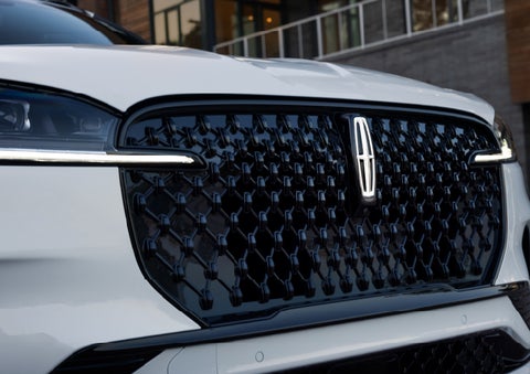 The front grille of a 2026 Lincoln Aviator® SUV is shown. | Parks Lincoln of Tampa in Tampa FL