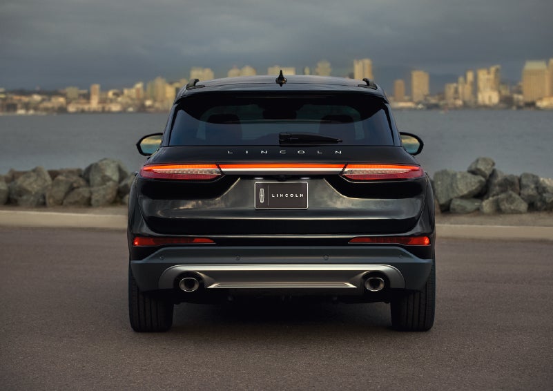 The rear lighting of the 2026 Lincoln Corsair® SUV spans the entire width of the vehicle. | Parks Lincoln of Tampa in Tampa FL