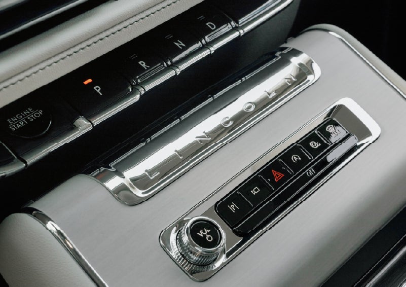 The piano key gear selector of a 2027 Lincoln Aviator® Back Label™ SUV. | Parks Lincoln of Tampa in Tampa FL